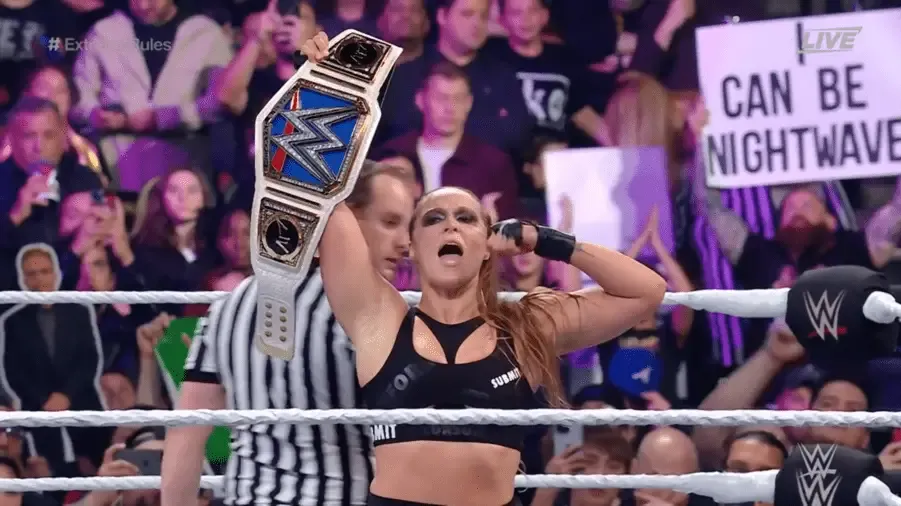 Ronda Rousey Wins SmackDown Women's Title At WWE Extreme Rules